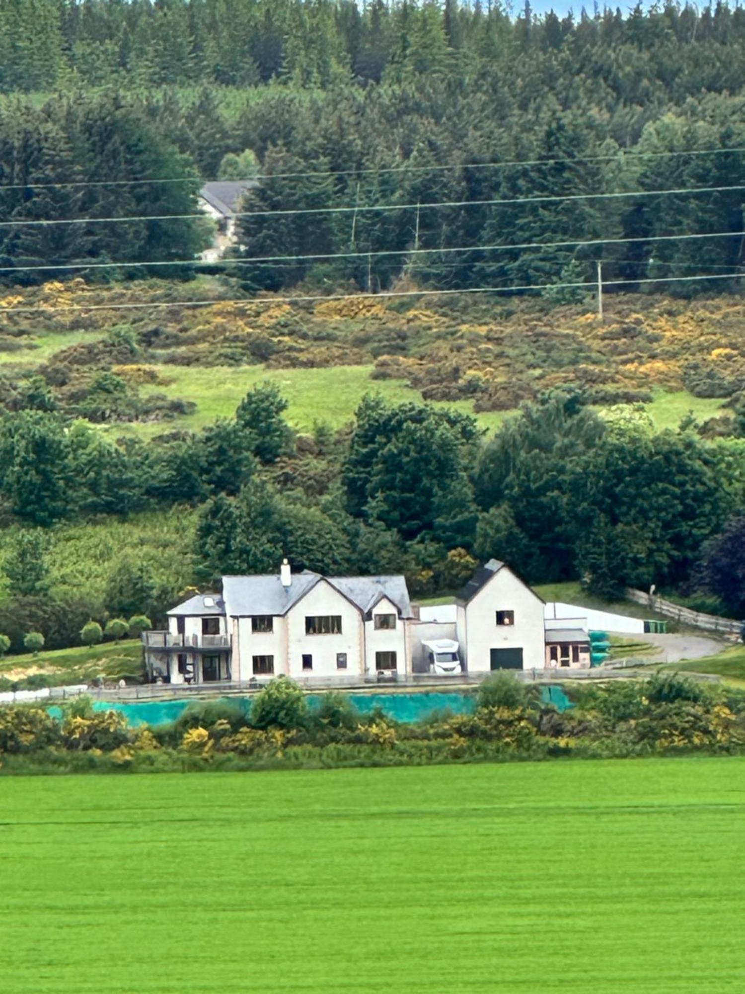 Doura Lodge Inverness Exteriör bild